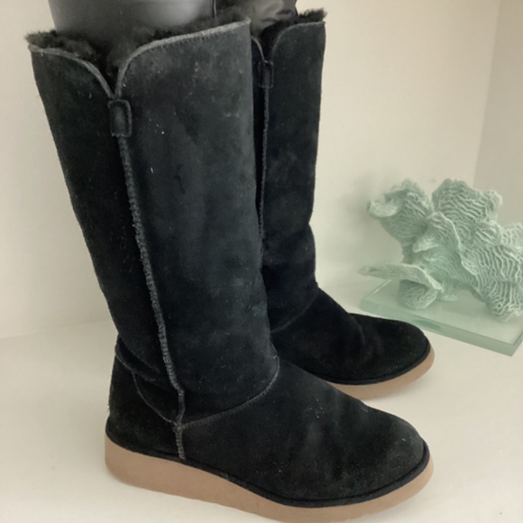 Kookaburra by UGG slim tall genuine suede black shearling boots EUR 37 US 6 - Picture 3 of 9